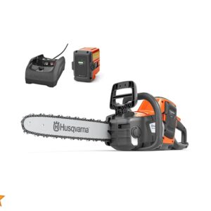 Tronçonneuses à batterie Husqvarna 240i​ avec accu et chargeur OFFRE SPECIALE